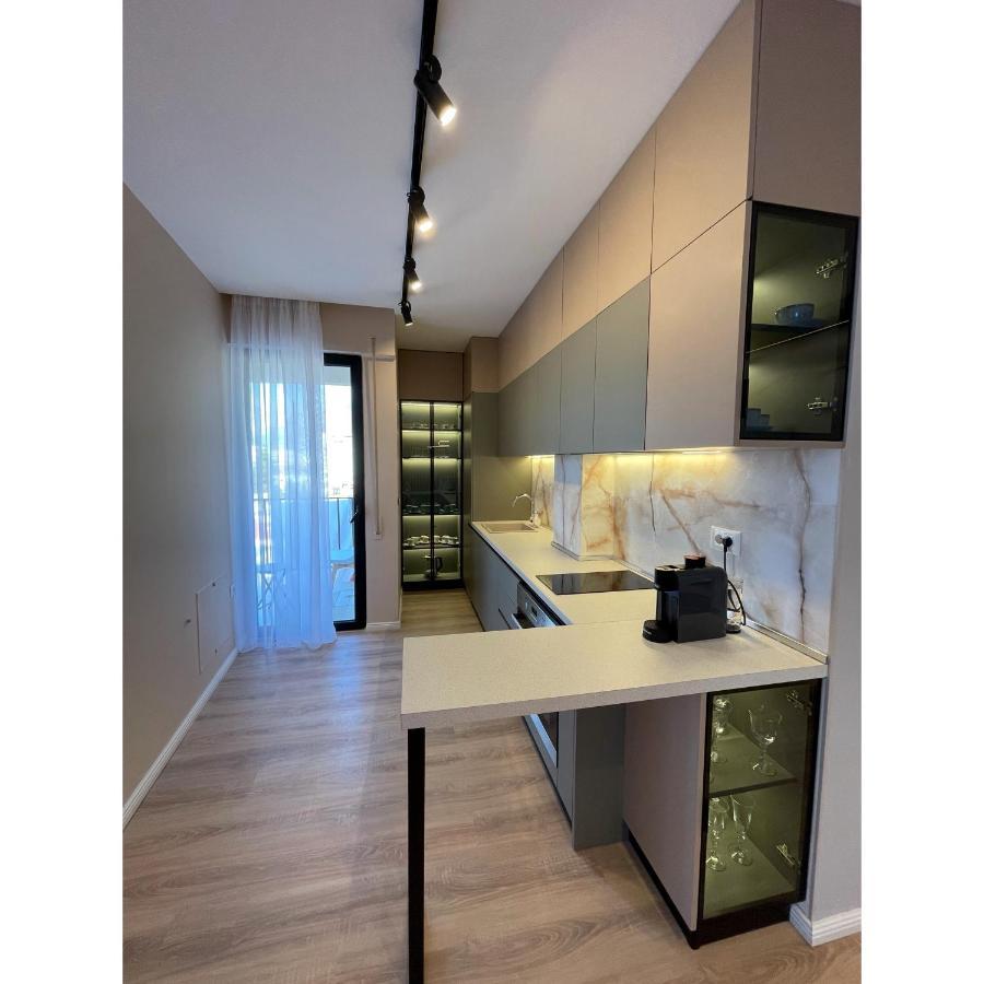 Green Terrace Apartment 5 Тирана Экстерьер фото